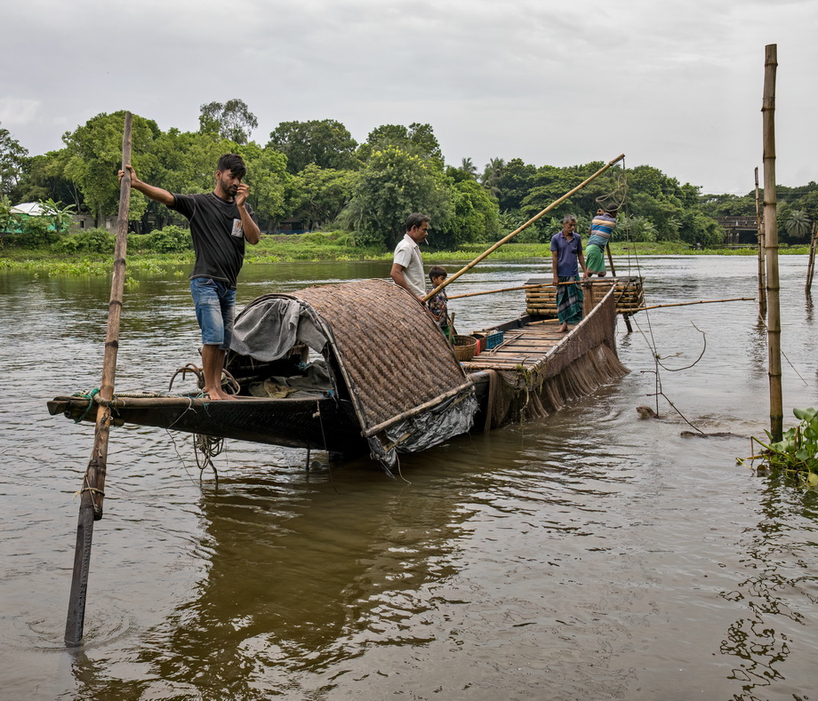 Otter Fishing in Bangladesh